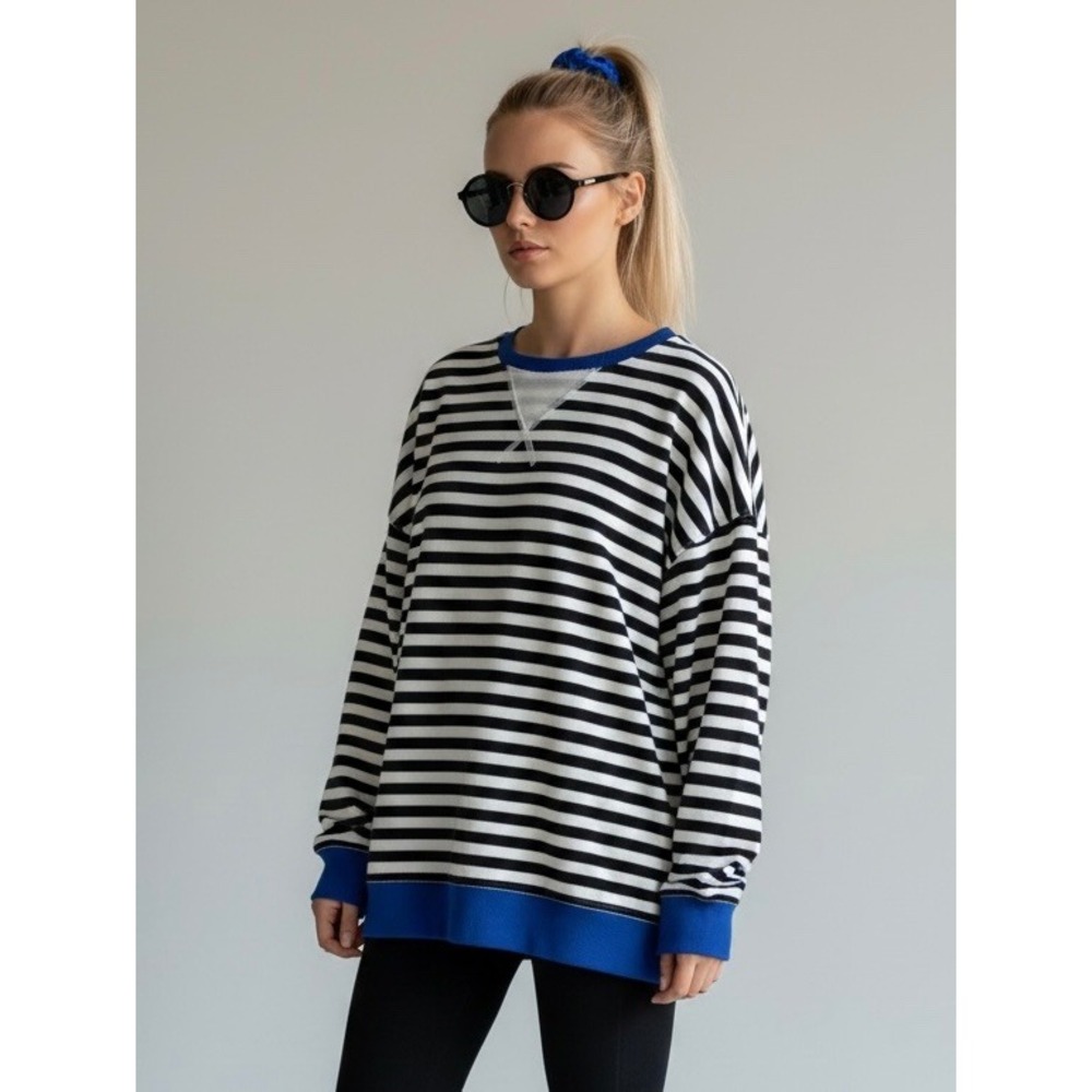 Striped Oversized Sweatshirt Size Medium Black White Blue Pockets Pullover